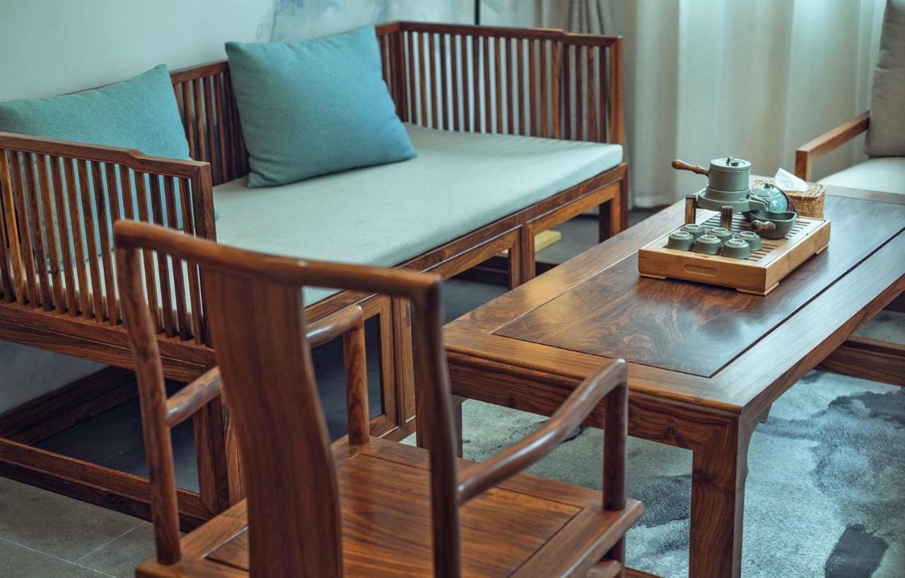 Lijiang Qilu Garden Hotel Baisha  المظهر الخارجي الصورة