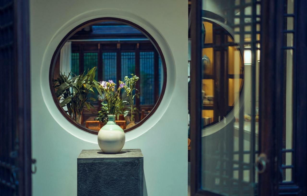 Lijiang Qilu Garden Hotel Baisha  المظهر الخارجي الصورة